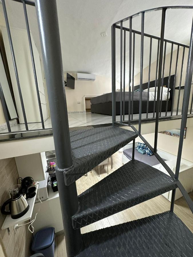 Bed and Breakfast Napoli Centro - La Casa Di Sasa Экстерьер фото