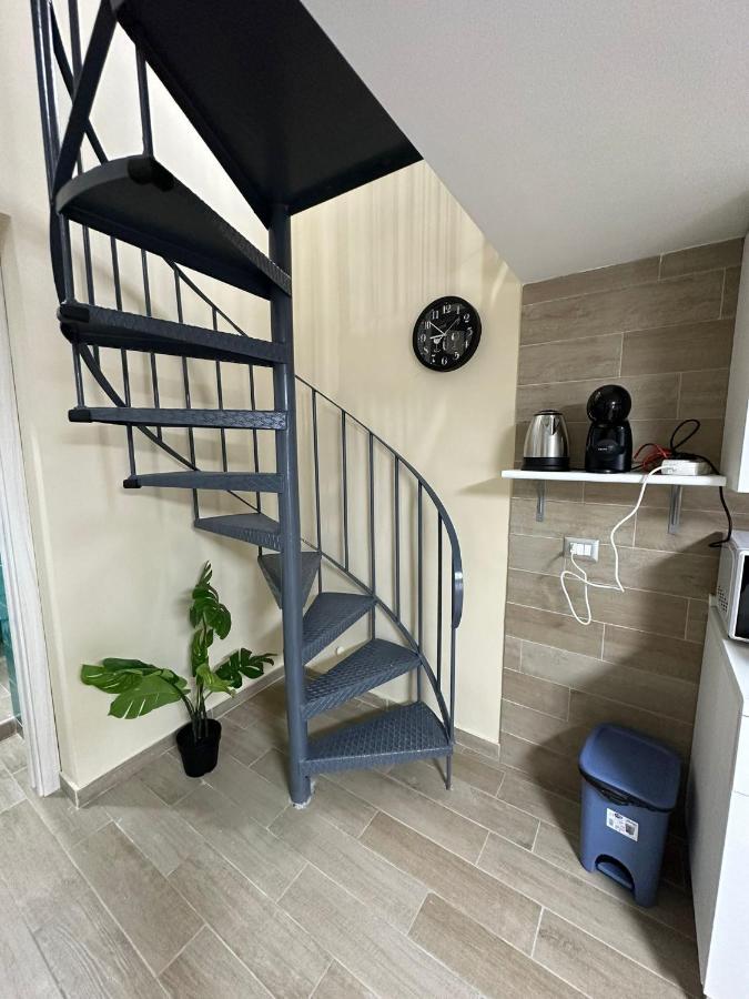 Bed and Breakfast Napoli Centro - La Casa Di Sasa Экстерьер фото